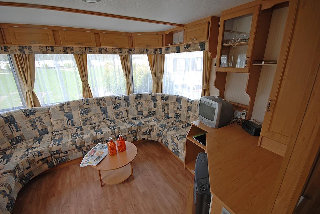 Oostappen Vakantiepark Riviera Beach Biddinghuizen Rum bild
