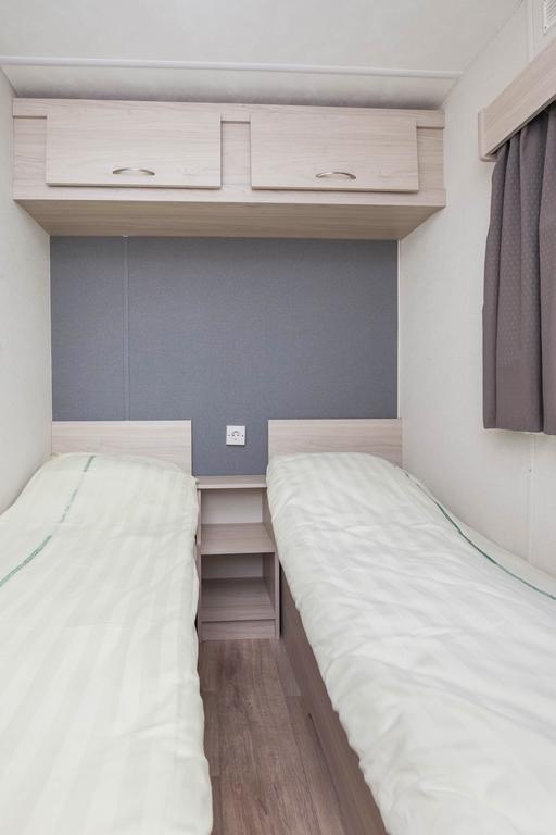 Oostappen Vakantiepark Riviera Beach Biddinghuizen Rum bild