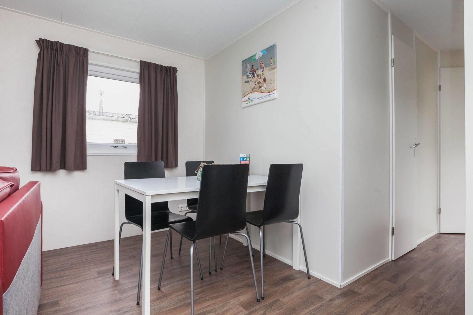 Oostappen Vakantiepark Riviera Beach Biddinghuizen Exteriör bild