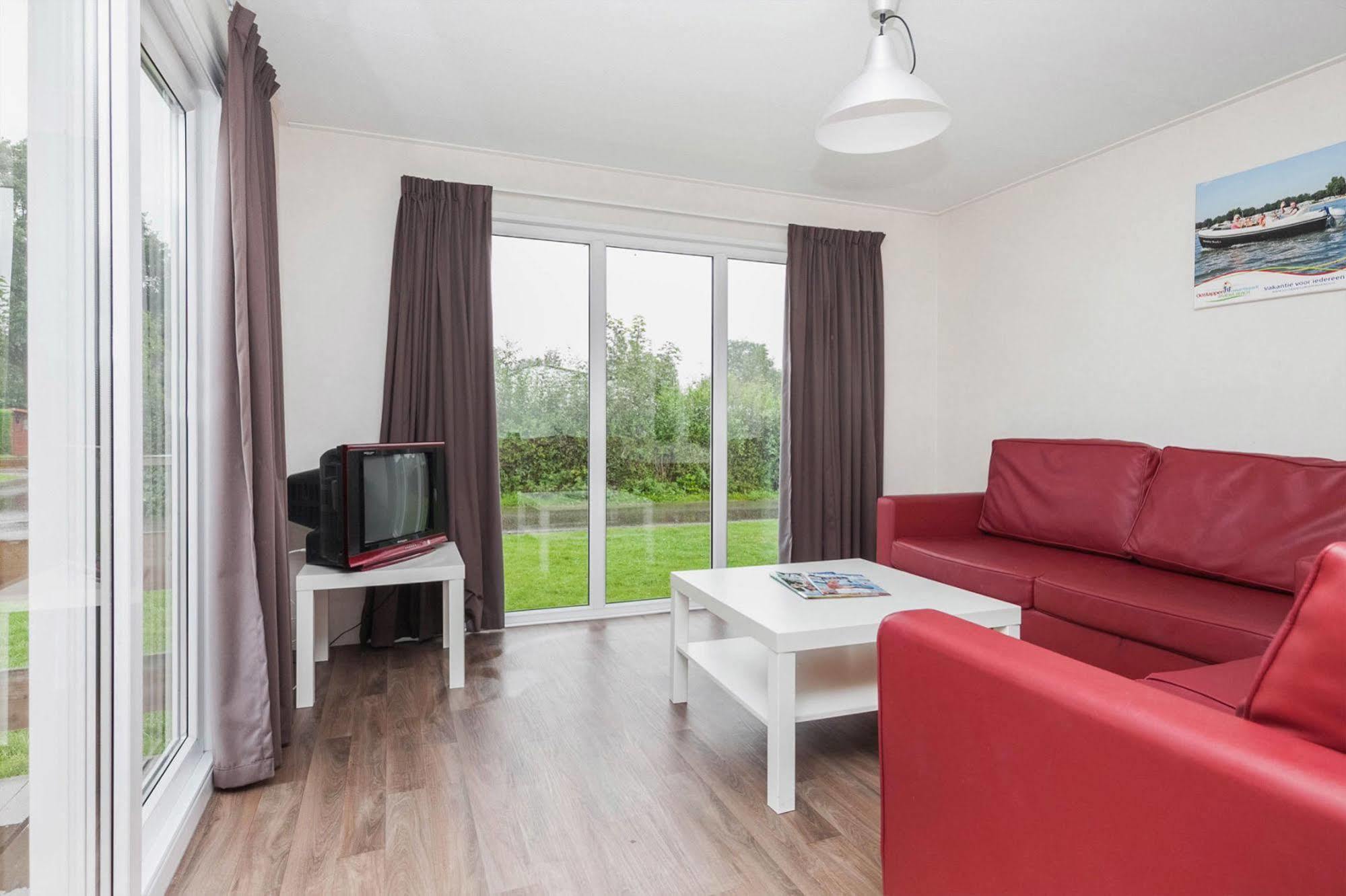 Oostappen Vakantiepark Riviera Beach Biddinghuizen Exteriör bild