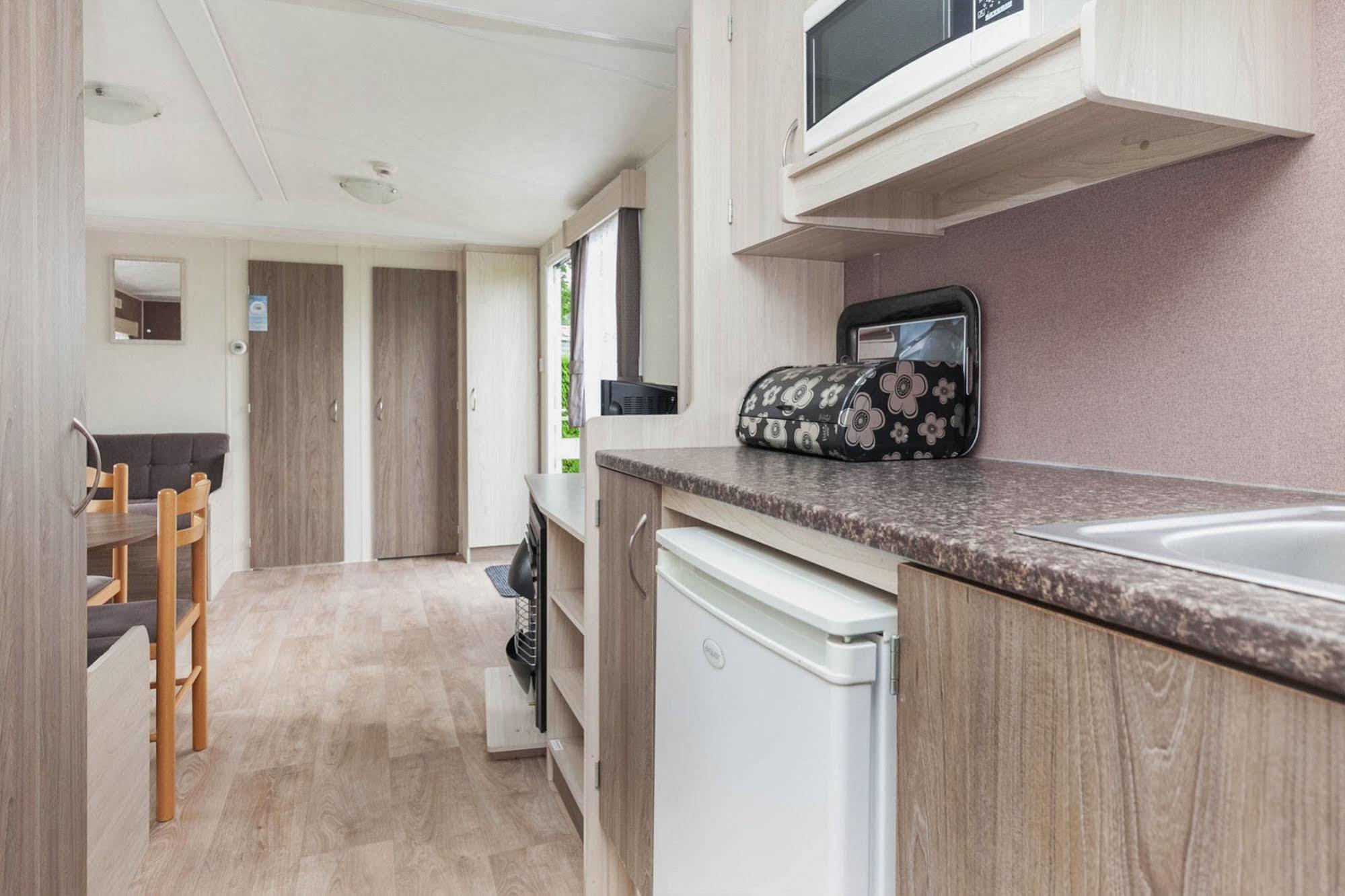 Oostappen Vakantiepark Riviera Beach Biddinghuizen Exteriör bild