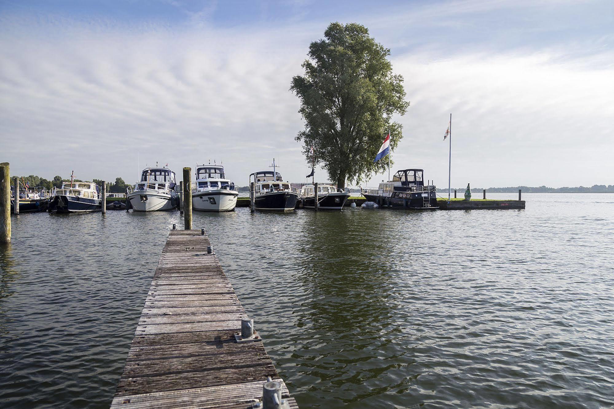 Oostappen Vakantiepark Riviera Beach Biddinghuizen Exteriör bild